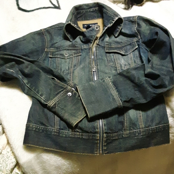 Jean jacket - Picture 3 of 4